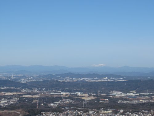 登山道脇鉄塔展望所